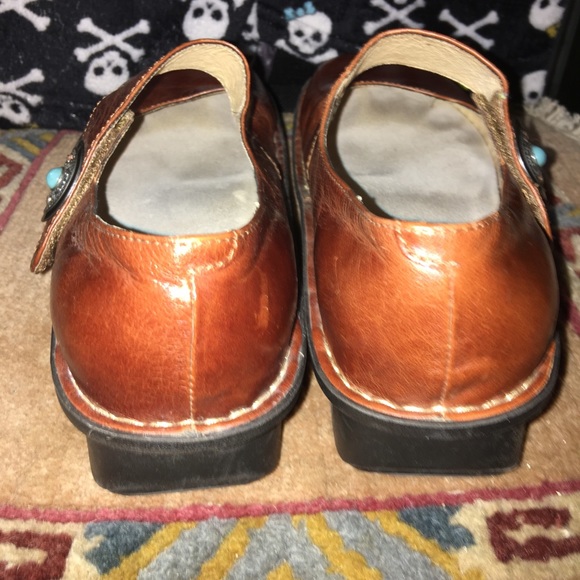 Algeria Mary Janes - Picture 8 of 8